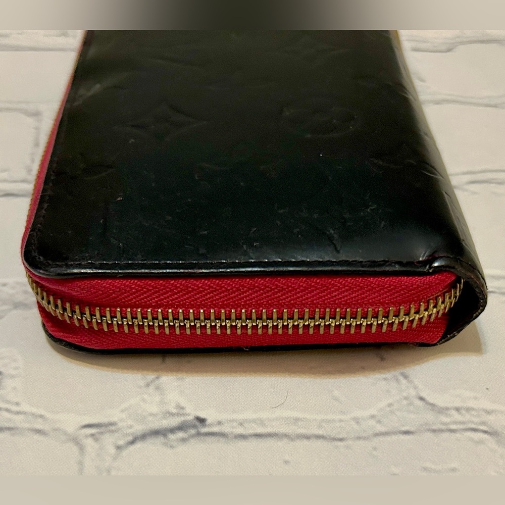 LV Rare Matte Vernis Monogram Long Wallet - Black and Bright Pink - FULL SET - Picture 4 of 16